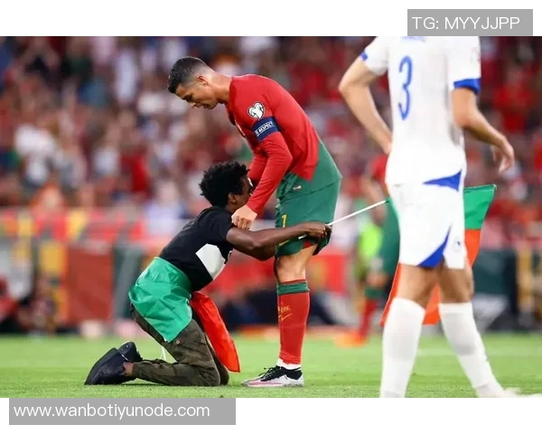 顶级前锋越位统计哈兰德18次最少C罗143次最多揭示进攻效率差异